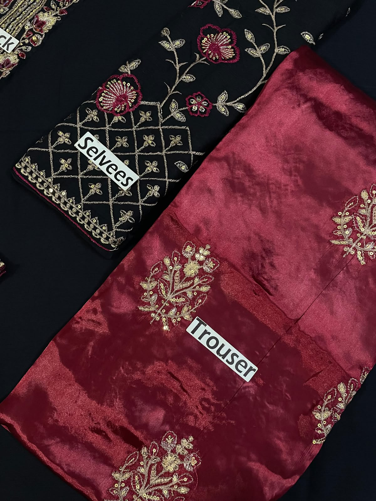 IZNIK Luxury Chiffon Collection 2025 - Heavy Embroidered Adda Work Suit