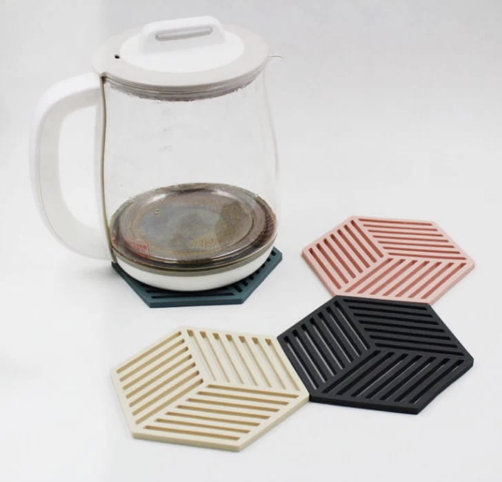 Silicone Pot Mat, Heat Insulation Mat, Simple Tableware Mat, Pot Holder - Random Color & Design